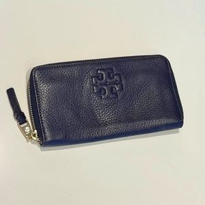Tory Burch Navy Leather Wallet **never been used**